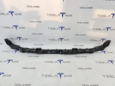 Кронштейн крепления бампера (центральный) задний Tesla Model Y 2024