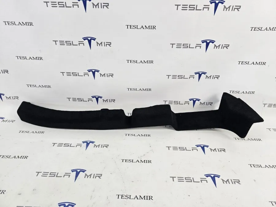 Обшивка отсека багажника правая Tesla Model Y 2025 — фото 1