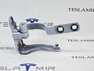 Петля двери задней Tesla Model X 2018 — фото 2