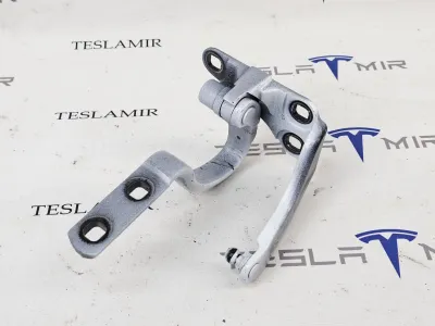 Петля двери задней Tesla Model X 2018