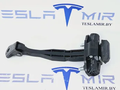 Ограничитель открывания двери задней Tesla Model Y 2022 — фото 2