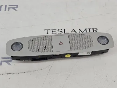 Фонарь салона (плафон) передний верхний Tesla Model Y 2022