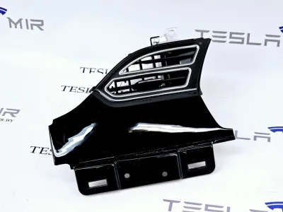 Декоративная накладка центральной консоли Tesla Model S 2017