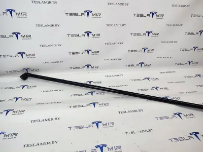 Патрубок системы охлаждения пластиковый Tesla Model 3 2023 — фото 2