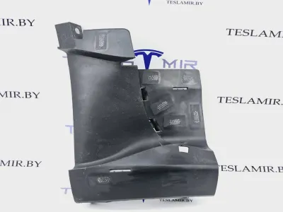 Кронштейн крепления бампера переднего правый Tesla Model 3 2023