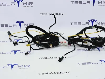 Проводка крышки багажника Tesla Model S 2022