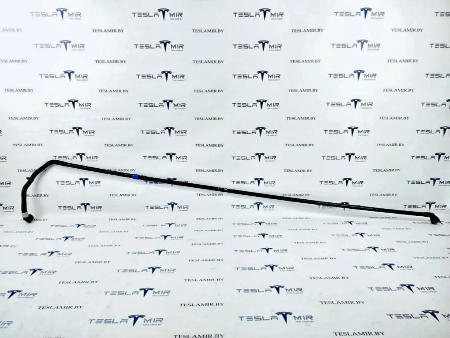 Патрубок системы охлаждения пластиковый Tesla Model 3 2023 — фото 1