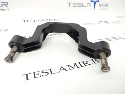 Кронштейн крепления компрессора Tesla Model S 2018