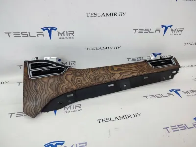 Декоративная накладка центральной консоли Tesla Model S 2017