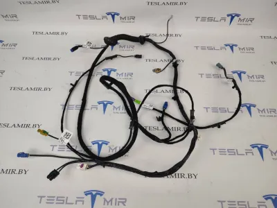 Проводка крышки багажника Tesla Model S 2018