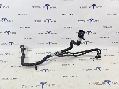 Шланг системы охлаждения теплообменник (Chiller)-батарея Tesla Model 3 2025