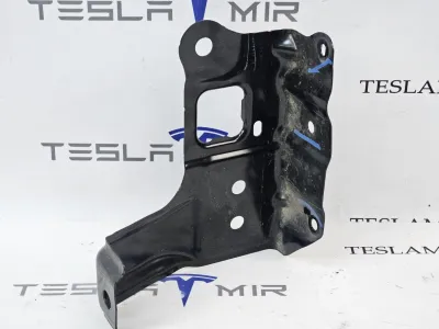 Кронштейн нижнего усилителя переднего бампера Tesla Model Y 2025 — фото 2
