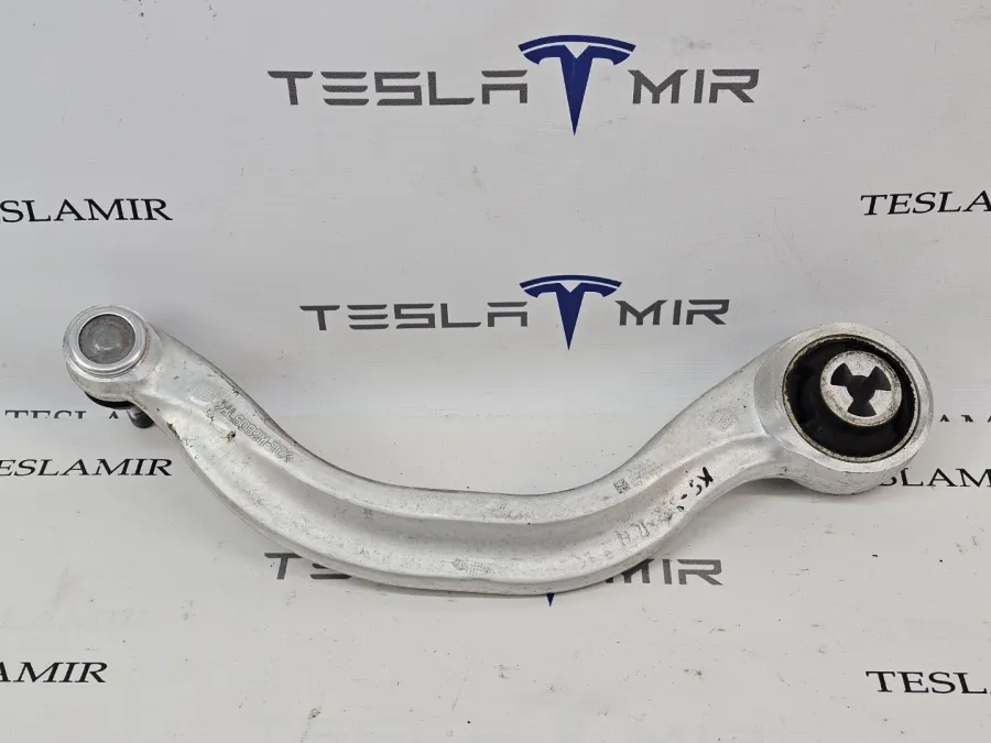 Рычаг передний продольный нижний (банан) правый Tesla Model Y 2025 — фото 1