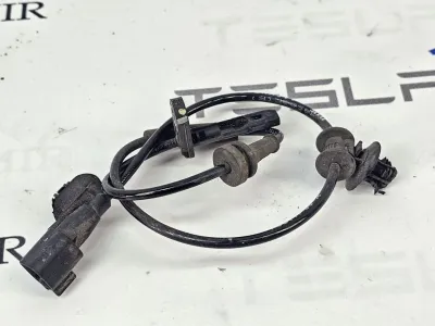 Датчик ABS АБС задний Tesla Model 3 2024