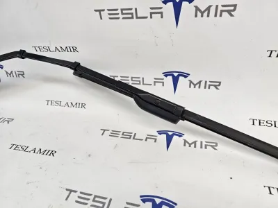 Щеткодержатель (поводок стеклоочистителя, дворник) правый Tesla Model 3 2024 — фото 3