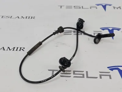Датчик ABS АБС задний Tesla Model 3 2023