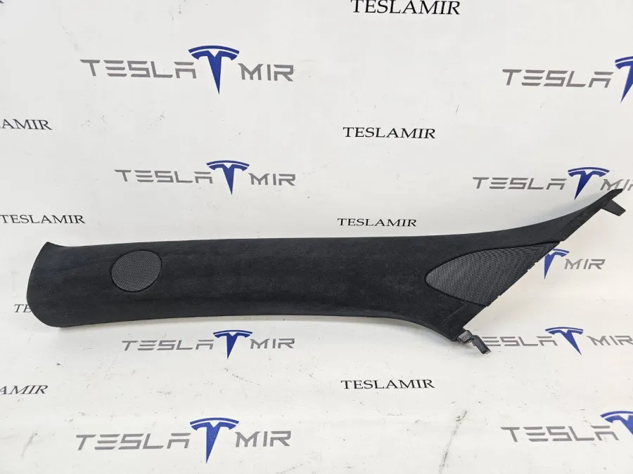 Накладка декоративная стойки А внутренняя левая верхняя Tesla Model S 2022 — фото 1
