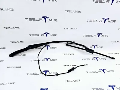Щеткодержатель (поводок стеклоочистителя, дворник) правый Tesla Model 3 2019 — фото 2