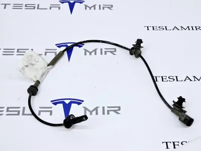 Датчик ABS АБС задний Tesla Model 3 2019