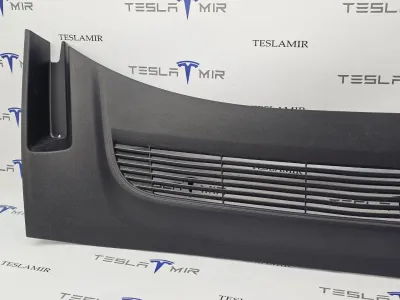 Дождевик Tesla Model Y 2025 — фото 2