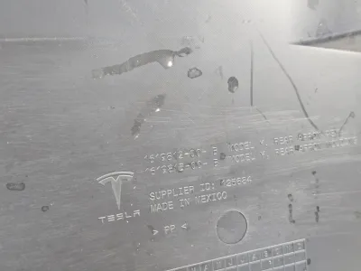 Дождевик Tesla Model Y 2024 — фото 5