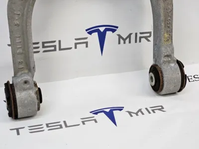 Рычаг верхний передний (подкова) правый Tesla Model Y 2024 — фото 2