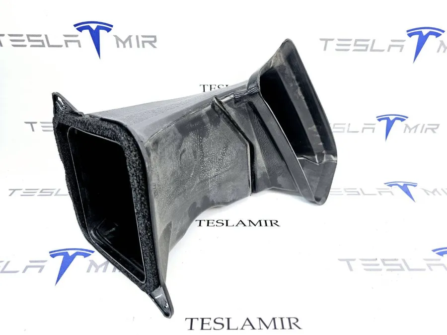 Воздухозаборник Tesla Model 3 2022 — фото 1