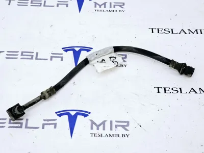 Шланг тормозной заднего Tesla Model 3 2019