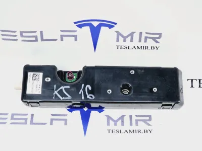 Антенна Tesla Model S 2022