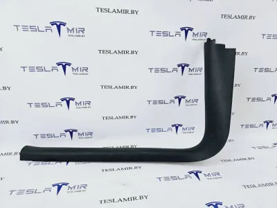Накладка декоративная стойки А внутренняя левая нижняя Tesla Model Y 2021