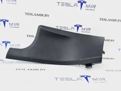 Накладка стойки С внутренняя левая нижняя Tesla Model Y 2021 — фото 2