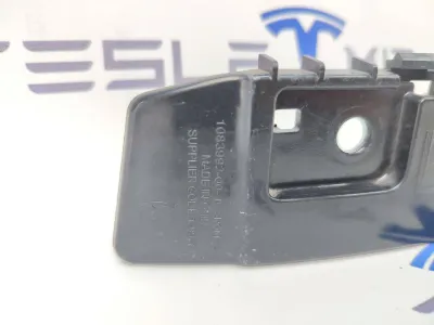 Кронштейн крепления фонаря левый Tesla Model 3 2020 — фото 3
