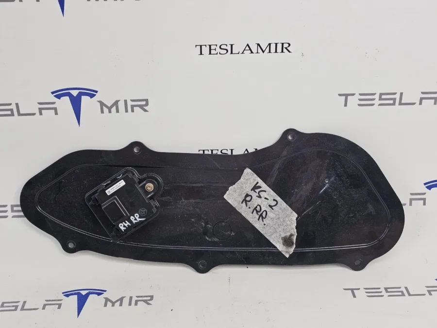 Блок двери (модуль управления ручки) Tesla Model S 2018 — фото 1