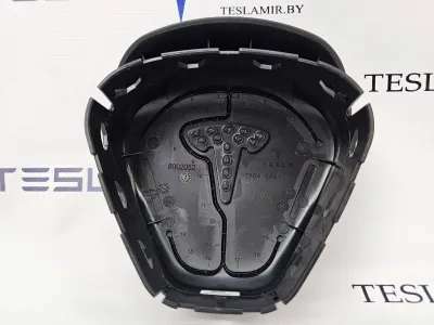 Корпус подушки безопасности водителя Tesla Model 3 2021 — фото 4