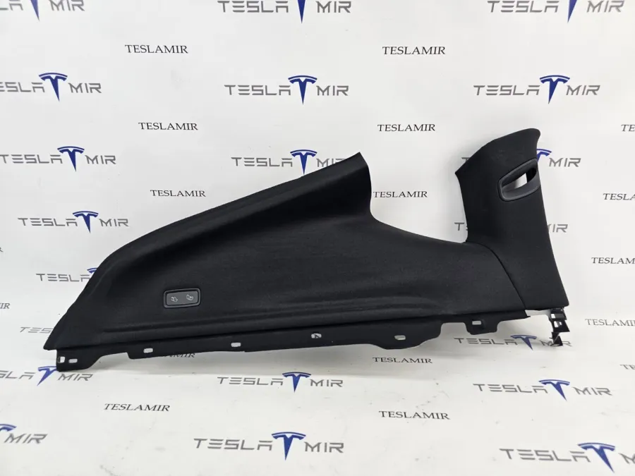 Накладка ремня безопасности стойки С левая Tesla Model Y 2025 — фото 1