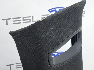 Накладка ремня безопасности стойки С левая Tesla Model Y 2025 — фото 3