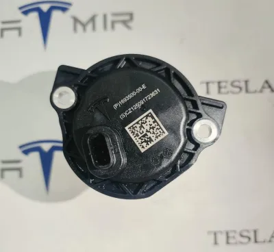 Масляный насос Tesla Model Y 2025
