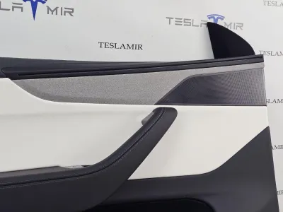 Обшивка двери передней левой Tesla Model Y 2025 — фото 3