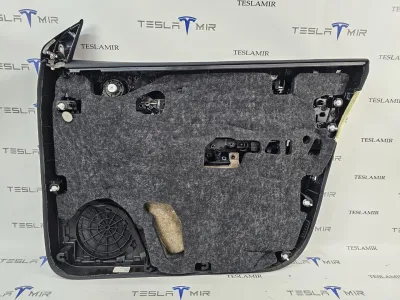 Обшивка двери передней левой Tesla Model Y 2025 — фото 4