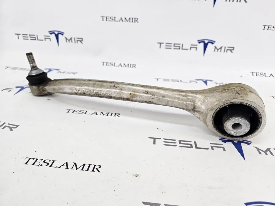 Рычаг передний продольный нижний (банан) правый Tesla Model S 2018 — фото 1