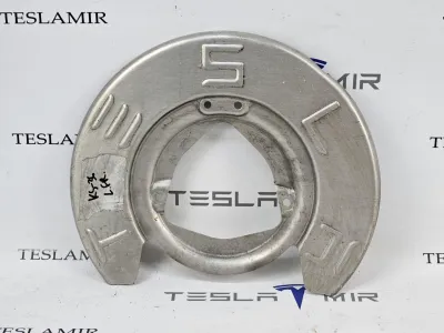 Кожух защитный тормозного диска передний Tesla Model 3 2023