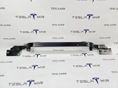 Усилитель телевизора Tesla Model S 2018
