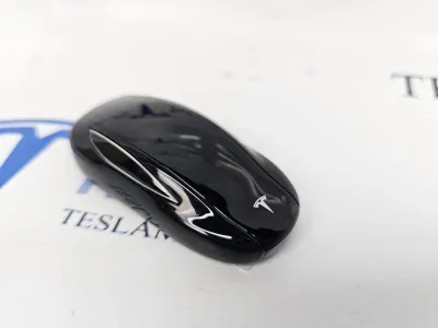 Ключ открытия автомобиля (машинка) Tesla Model X 2018