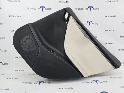 Обшивка двери задней правой Tesla Model S 2018