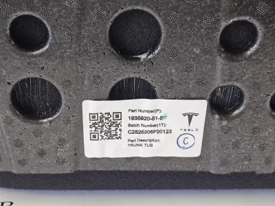 Ковер багажника Tesla Model Y 2025 — фото 4