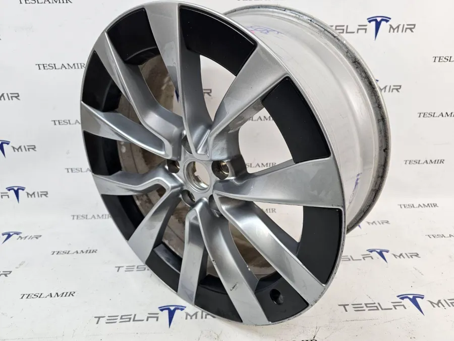 Диск Tesla Model 3 2024 — фото 1