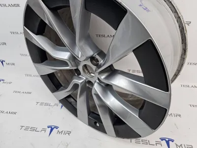 Диск Tesla Model 3 2024 — фото 3