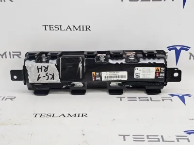 Подушка безопасности коленная пассажира Tesla Model S 2018 — фото 2