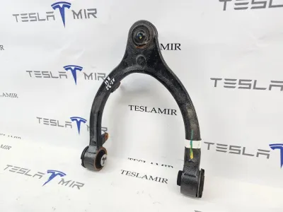 Рычаг верхний передний (подкова) правый Tesla Model Y 2025