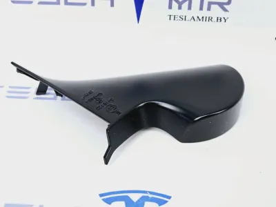 Накладка (крышка) на зеркало левого Tesla Model 3 2021